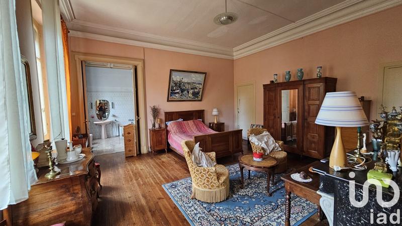 Château - 577 m² - 8 pièces