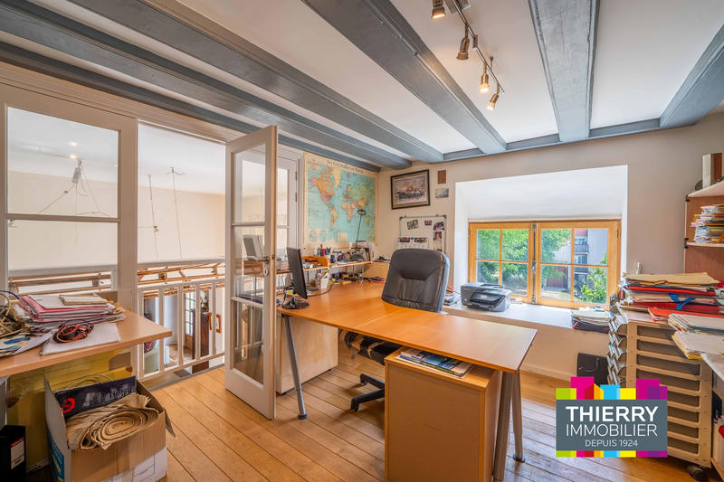 Appartement - 198 m² - 7 pièces