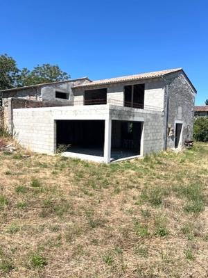 Maison - 271 m² - 7 pièces