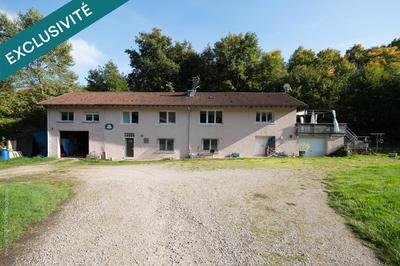 Maison - 201 m² - 7 pièces