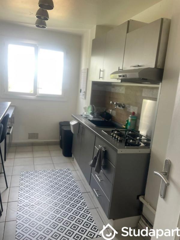 Chambre - 11 m² - 1 pièce