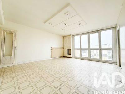 Appartement - 81 m² - 4 pièces