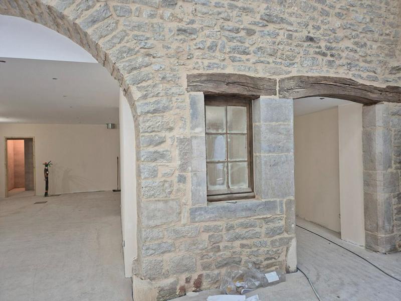 Local d'activité / Entrepôt - 180 m²