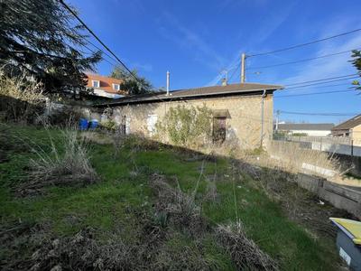 Maison - 60 m² - 4 pièces