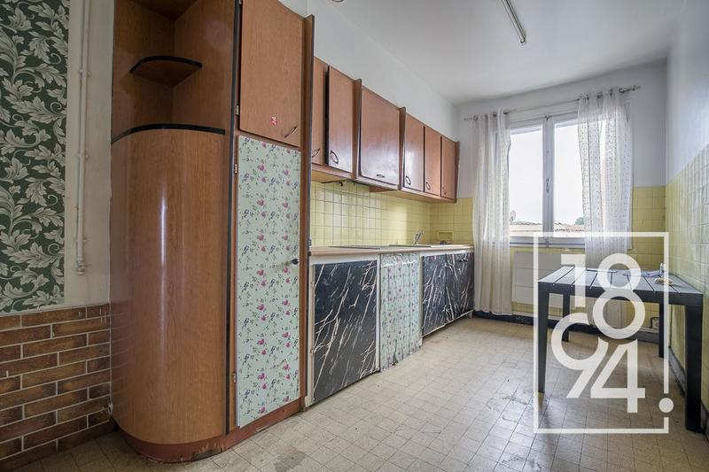 Immeuble - 120 m² - 5 pièces