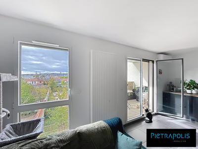 Appartement - 70 m² - 3 pièces