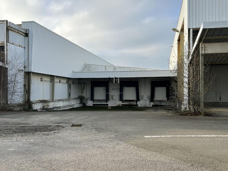Entrepôt - 2 000 m²