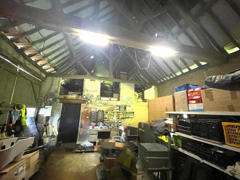 Propriété - 135 m² - 4 pièces