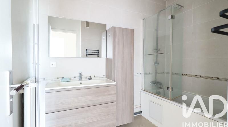 Appartement - 99 m² - 4 pièces