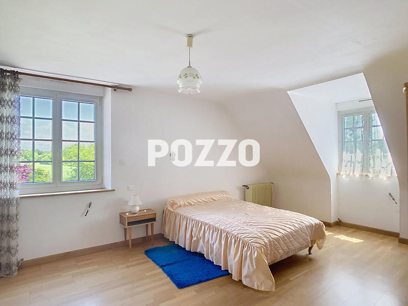 Maison - 151 m² - 6 pièces