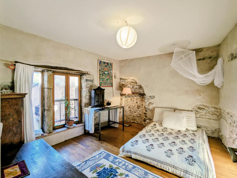 Maison de village - 67 m² - 4 pièces