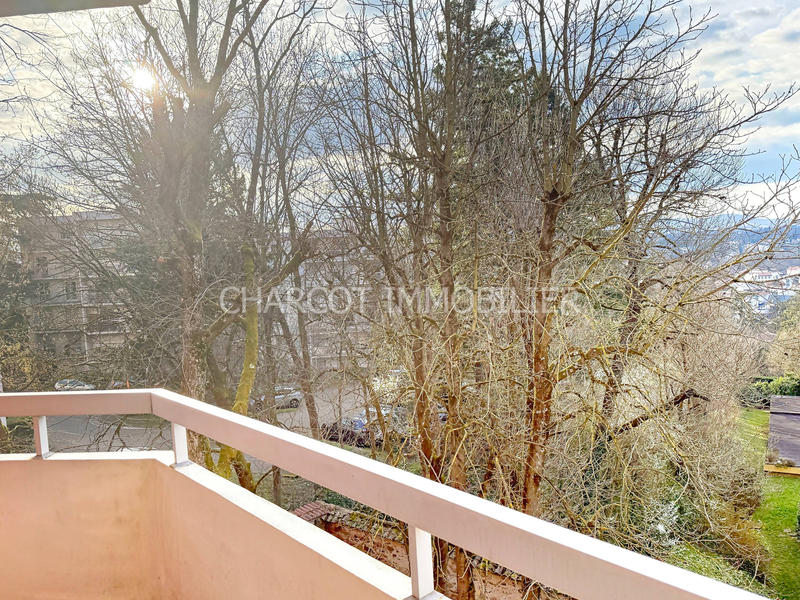 Appartement - 102 m² - 5 pièces