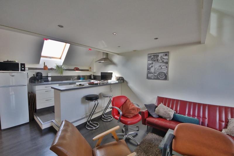 Immeuble - 241 m² - 10 pièces