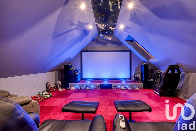 Maison - 150 m² - 8 pièces