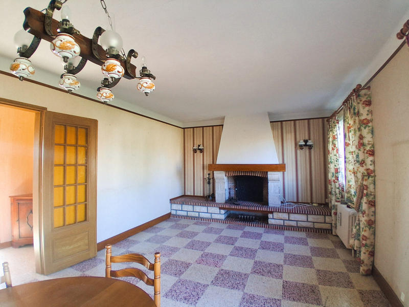 Maison - 93 m² - 4 pièces