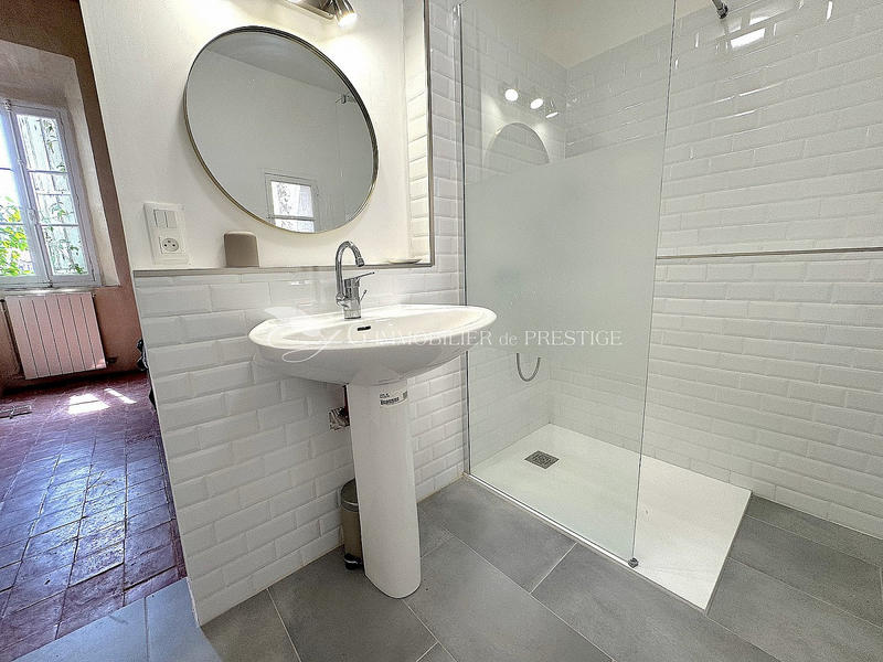 Maison de village - 200 m² - 9 pièces