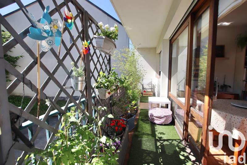 Appartement - 79 m² - 4 pièces