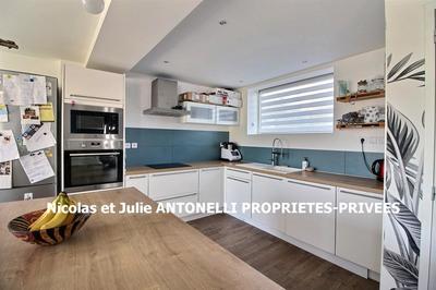 Maison - 118 m² - 6 pièces