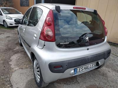 Peugeot 107 1,0 68cv 12v 2-Troniv Trendy Boite Auto