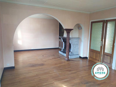 Maison - 104 m² - 5 pièces