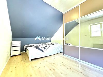 Maison - 197 m² - 8 pièces