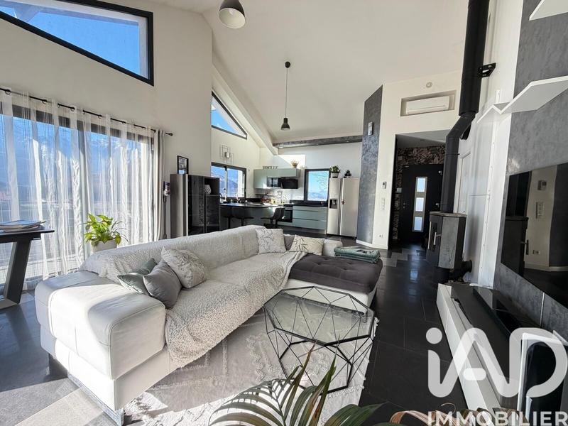 Maison de maîtres - 137 m² - 5 pièces