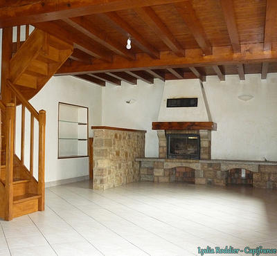 Maison - 89 m² - 5 pièces