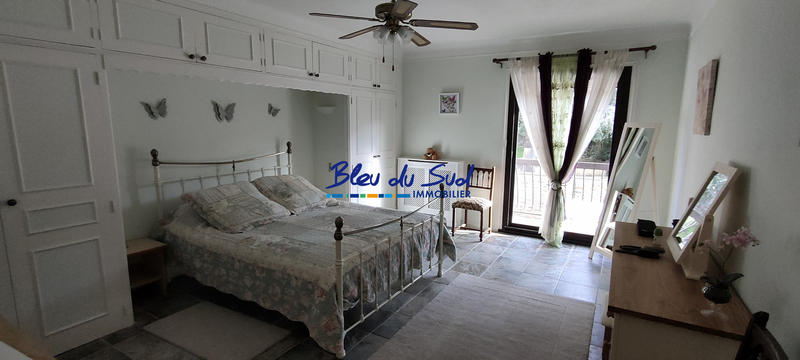 Maison - 190 m² - 8 pièces