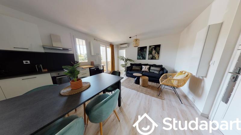 Chambre - 10 m² - 1 pièce