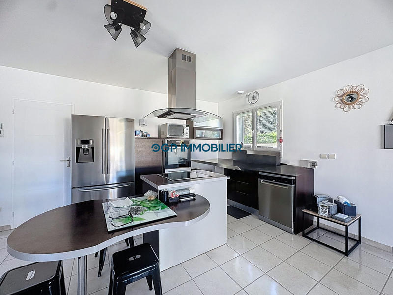 Maison - 147 m² - 6 pièces