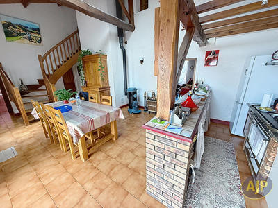 Maison - 152 m² - 6 pièces