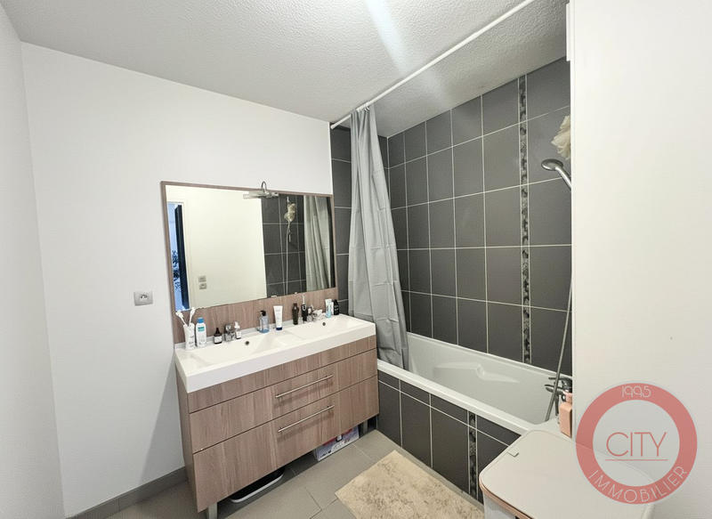 Appartement - 61 m² - 3 pièces