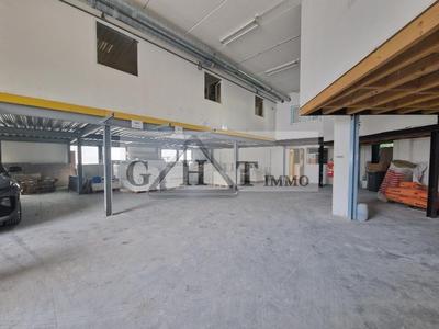 Entrepôt - 580 m²