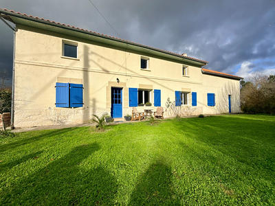 Maison - 239 m² - 7 pièces