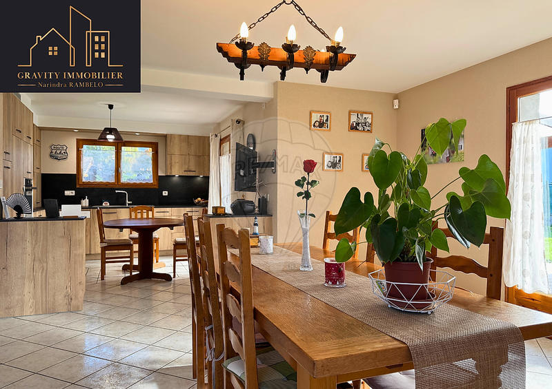 Maison - 150 m² - 5 pièces