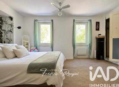 Maison de ville - 99 m² - 5 pièces