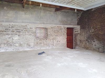 Parking / Garage - 65 m²