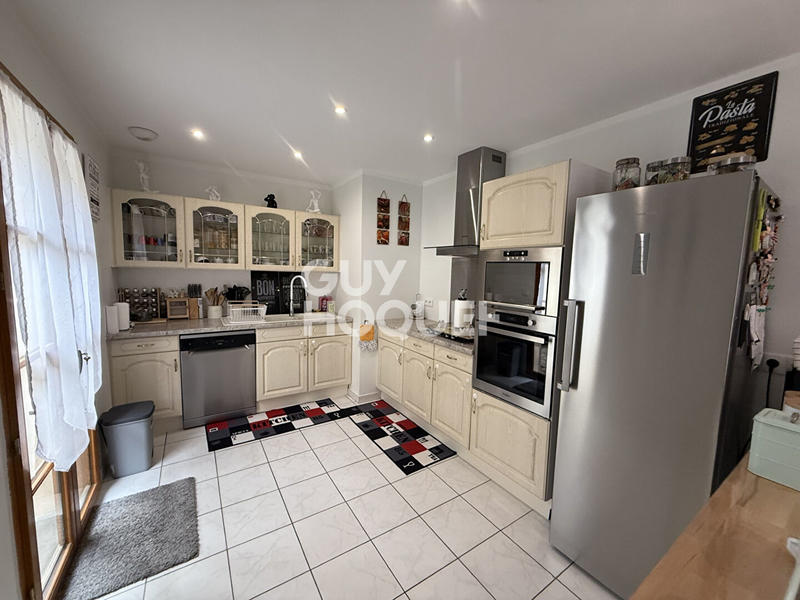 Maison - 83 m² - 4 pièces