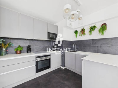 Duplex - 98 m² - 5 pièces