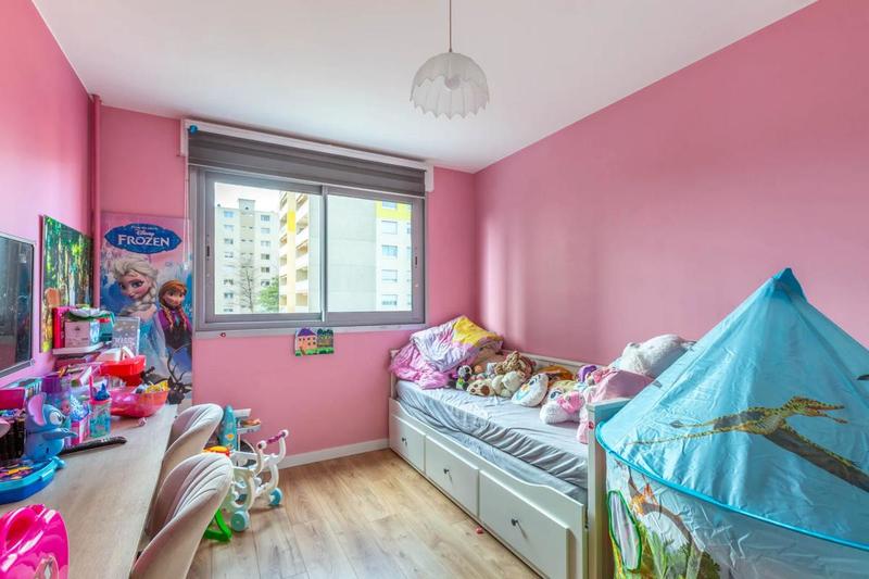 Appartement - 107 m² - 5 pièces