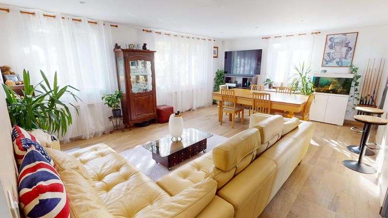 Maison - 88 m² - 4 pièces