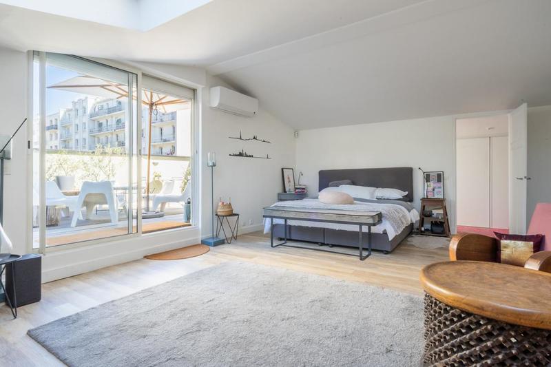 Maison - 259 m² - 10 pièces