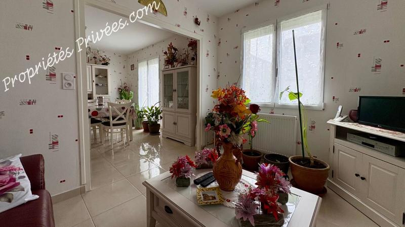 Maison - 64 m² - 8 pièces