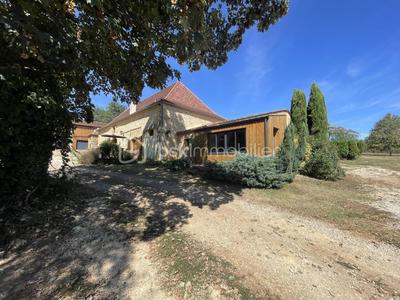 Maison en pierre - 266 m² - 10 pièces