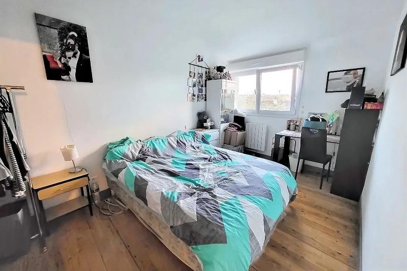 Maison - 162 m² - 8 pièces