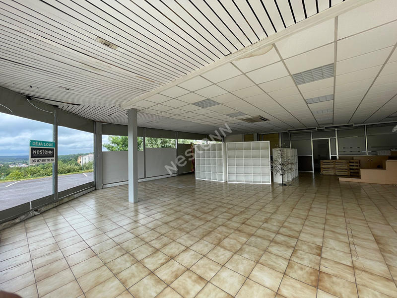 Local commercial - 220 m²