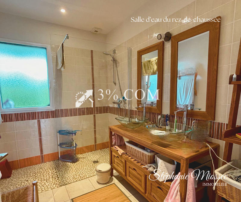 Maison - 165 m² - 5 pièces