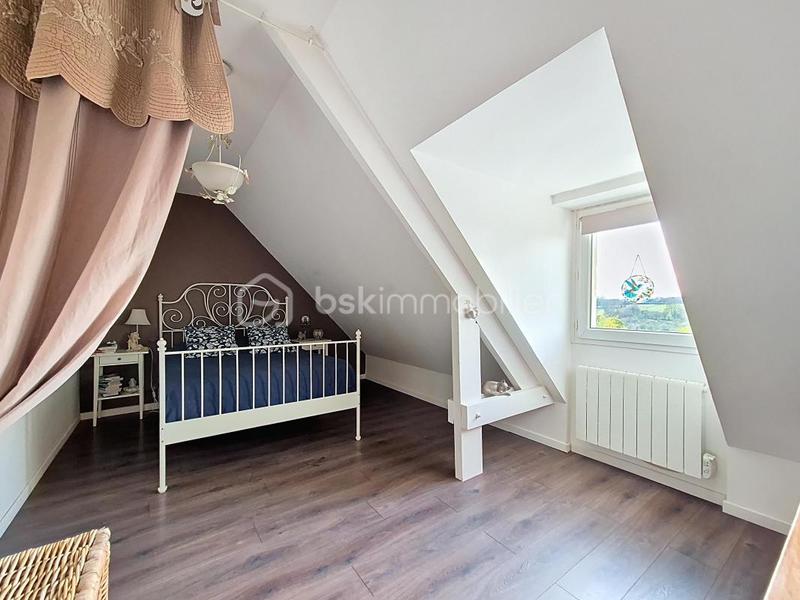 Maison traditionnelle - 125 m² - 6 pièces