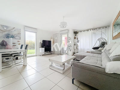 Appartement - 90 m² - 4 pièces