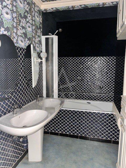 Appartement - 77 m² - 4 pièces